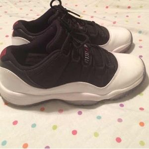 Retro 11s