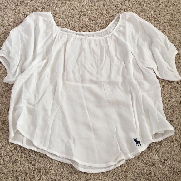 white blouse/top