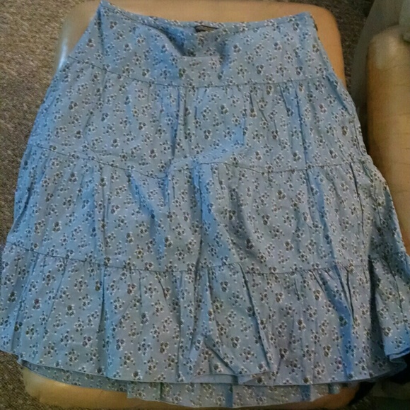 Knee length skirt