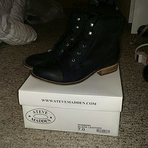 Steve Madden boots