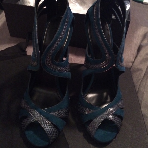 Dolce and Gabbana NWT turquoise shoes