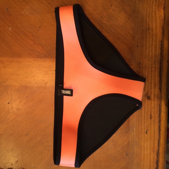 salmon triangl bathingsuit bottoms