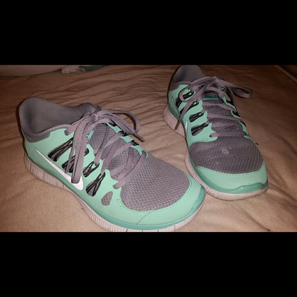 Tiffany blue Nike Frees