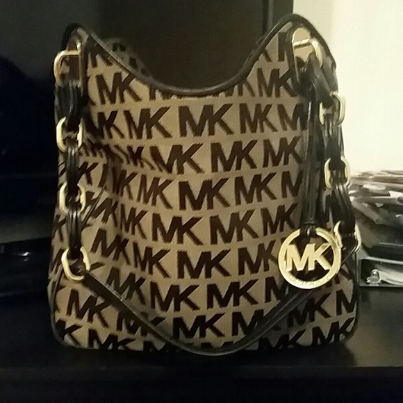 Michael Kors purse