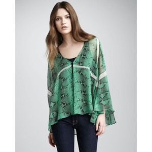 Elizabeth & James Top