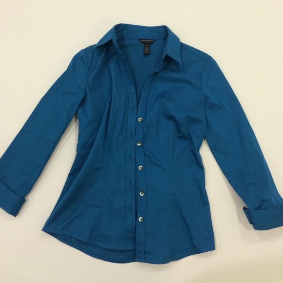 Blue collared blouse
