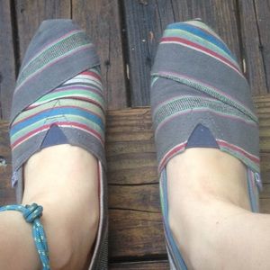 TOMS Shoes