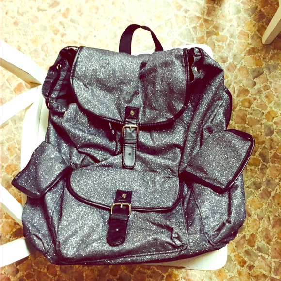 A perfect bag never used:)