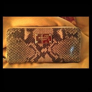 Authentic Michael Kors Wallet