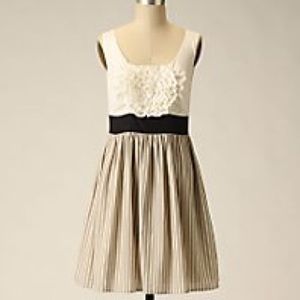 Anthropologie Bold Boutonniere Dress by Burlapp.