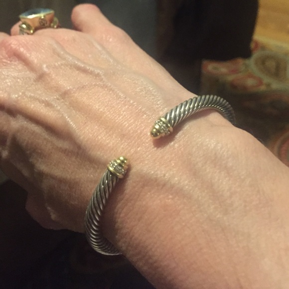 💯Authentic David Yurman gold and diamonds bangle