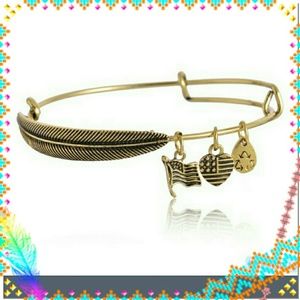 💥Flash💥Vintage gold feather_USA tribute bracelet