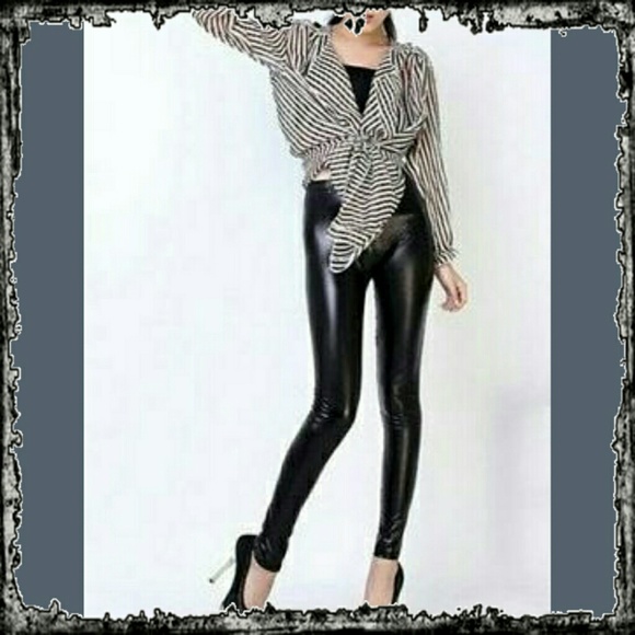 💥Flash Sale 💥Black high waisted leather leggings