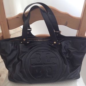 Black leather Tory Burch shoulder bag!