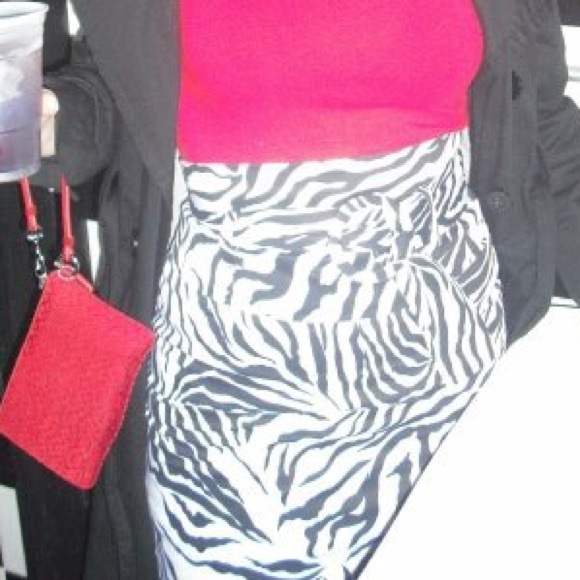 SALE! Zebra skirt 😍 - Picture 2 of 4