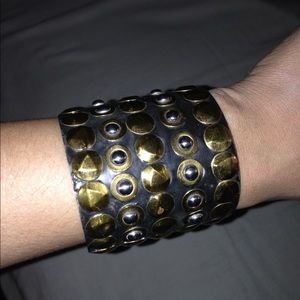 Vintage bracelet in antique design