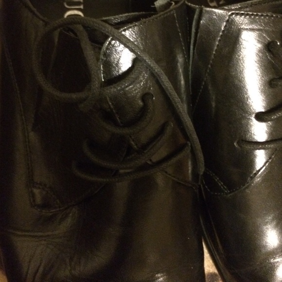 Man bougast black leather shoes - Picture 3 of 4