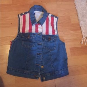 AMERICAN FLAG VEST