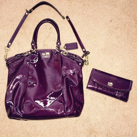 Coach Handbags - COACH MADISON PATENT LINDSEY