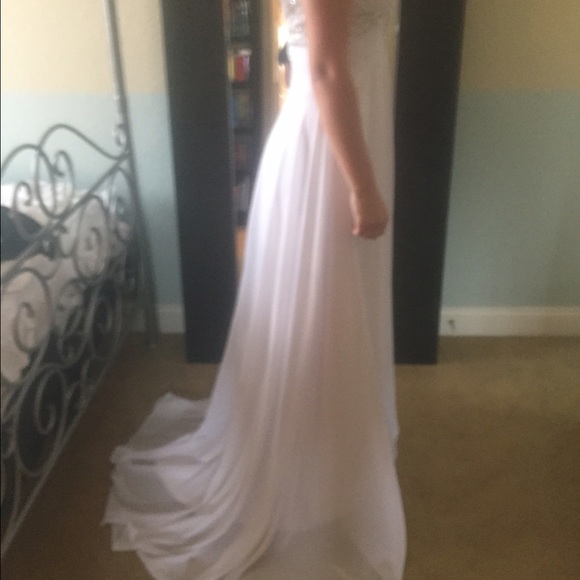 ‼️PRiCE DROP‼️ White Wedding/Prom Dress - Picture 4 of 4