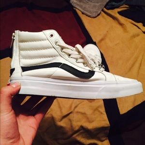 Vans Hightop Shoe
