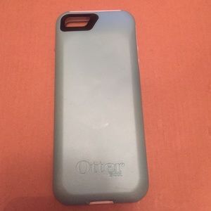 Otterbox Charging iPhone 5/5S phone case