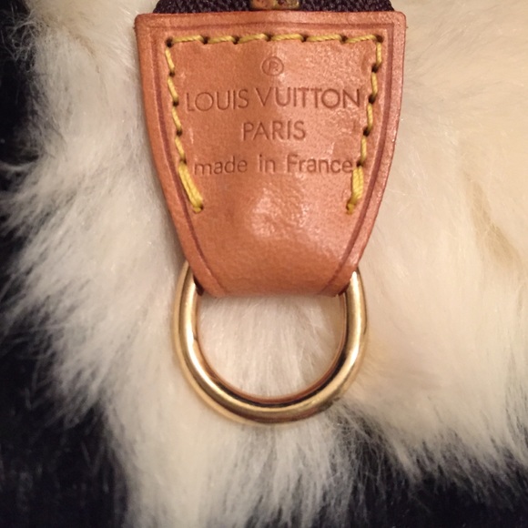 Vintage LV Troussè💯 - Picture 2 of 4