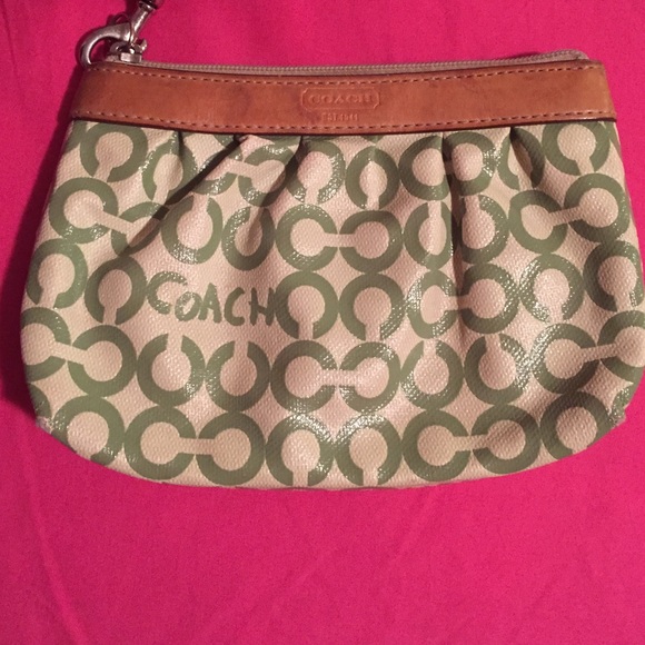 Wristlet