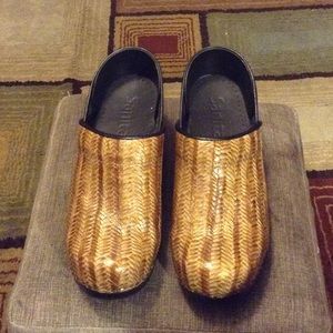 Sanita Leather Woven Professional Stapled Clogs