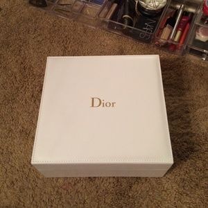Dior Box