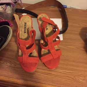 Coral wedges