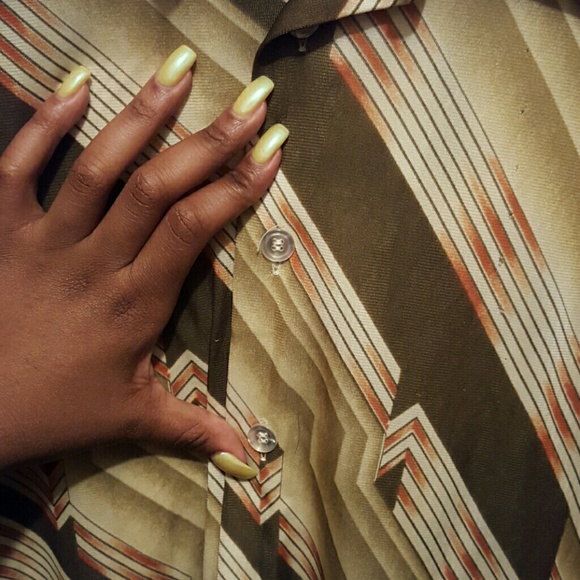 Line pattern style button down - Picture 2 of 3