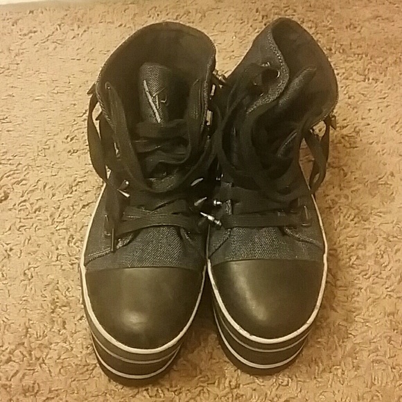 Blue Jean Spike Platforms - Picture 1 of 4