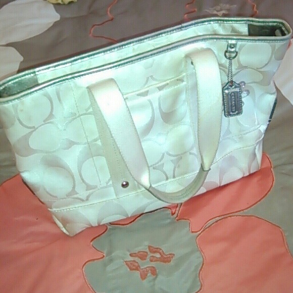 PRICE REDUCED ONLY FOR TWO HOURS!White Coach purse