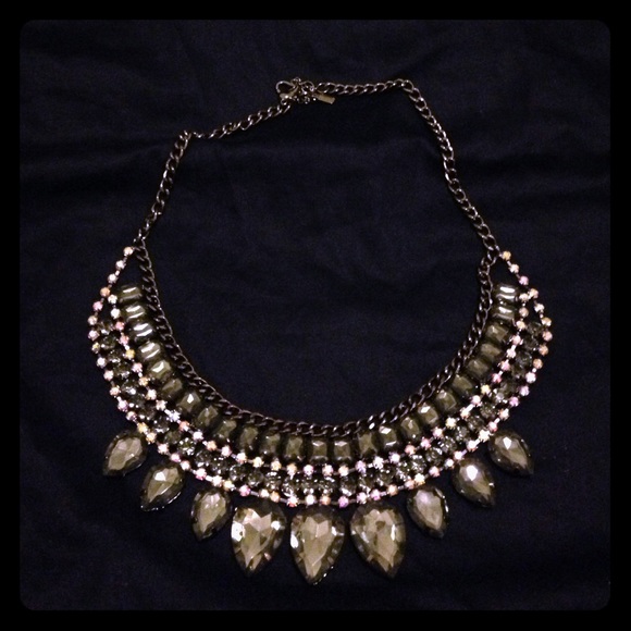 Statement necklace