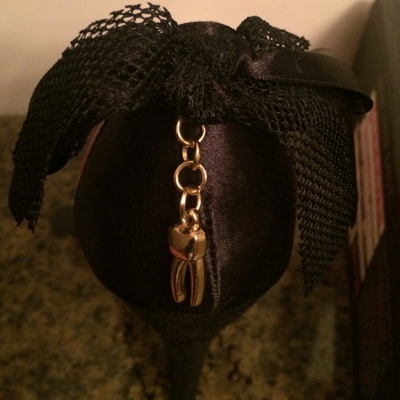 SOLD!! Iron fist Gold digger Zombie platform heels - Picture 3 of 4