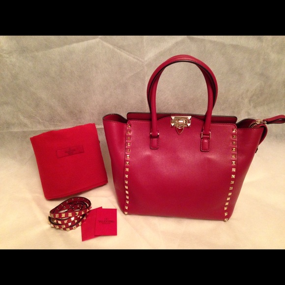 Valentino deep red for 😇rheadcseller😍
