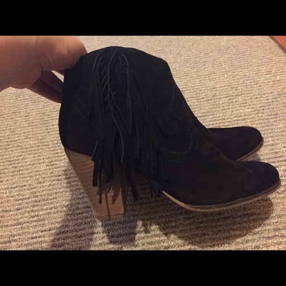 Steve Madden fringe booties