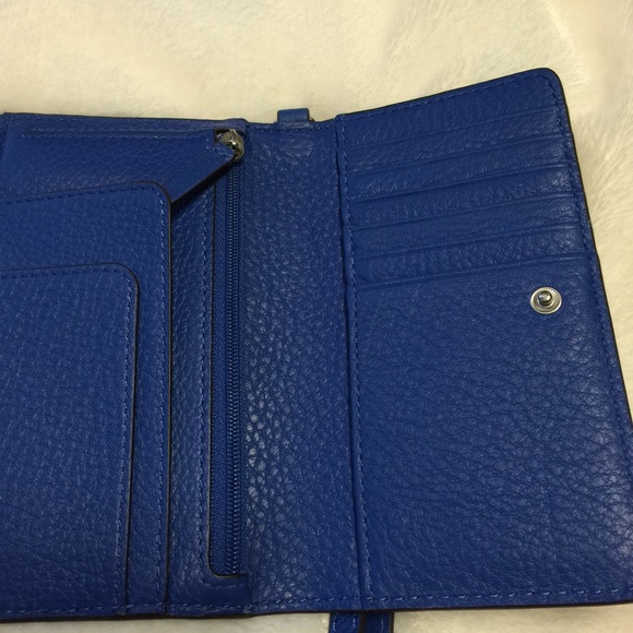βπ»soldβπ» Michael Kors multifunction wristlet - Picture 3 of 4