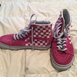 Women's size 8 high top checkered vans