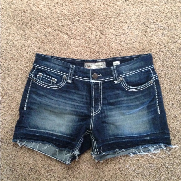Bundle of 2 shorts