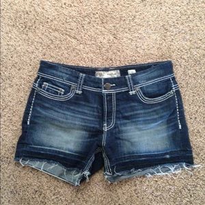Bundle of 2 shorts