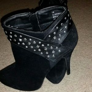 Cute  Booties 11W