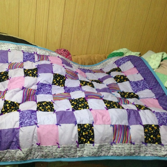 🌷🌷HANDMADE QUILT by ME🌷😊 - Picture 1 of 4