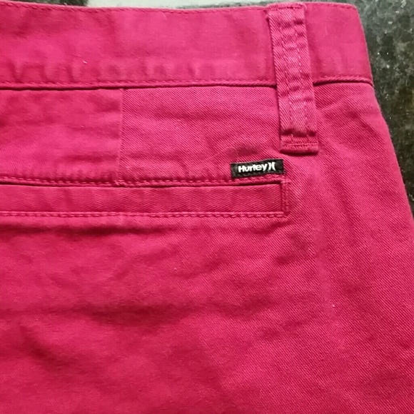 Red shorts - Picture 2 of 3