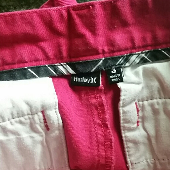 Red shorts - Picture 3 of 3