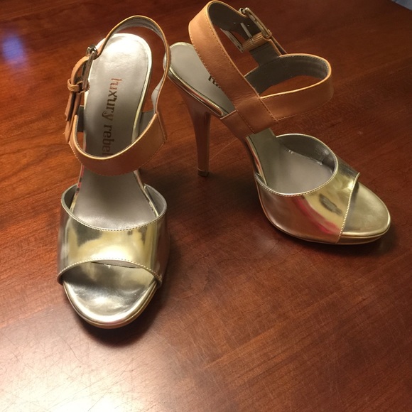 Luxury Rebel Silver/nude heels