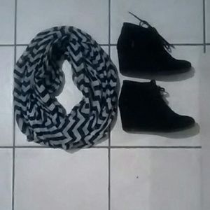 Black gray chevron scarf