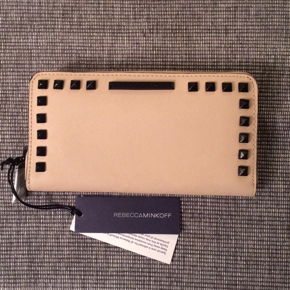 Rebecca Minkoff Clutches & Wallets - Rebecca Minkoff Ava Zip Wallet - Latte - HP! 🎉