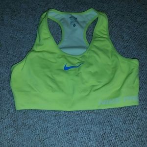 Nike Pro Sports Bra